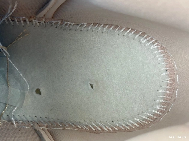 Kicked Out Shoe Store Beige Particle AO1935-204 Low Jordan Retro 1 NS 0626